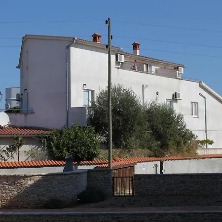 Studio 7240a * Ližnjan